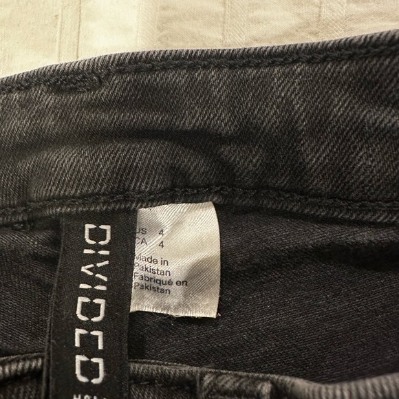 H&M Dark Wash Flare & Wide Leg Jeans - Picture 3 of 4